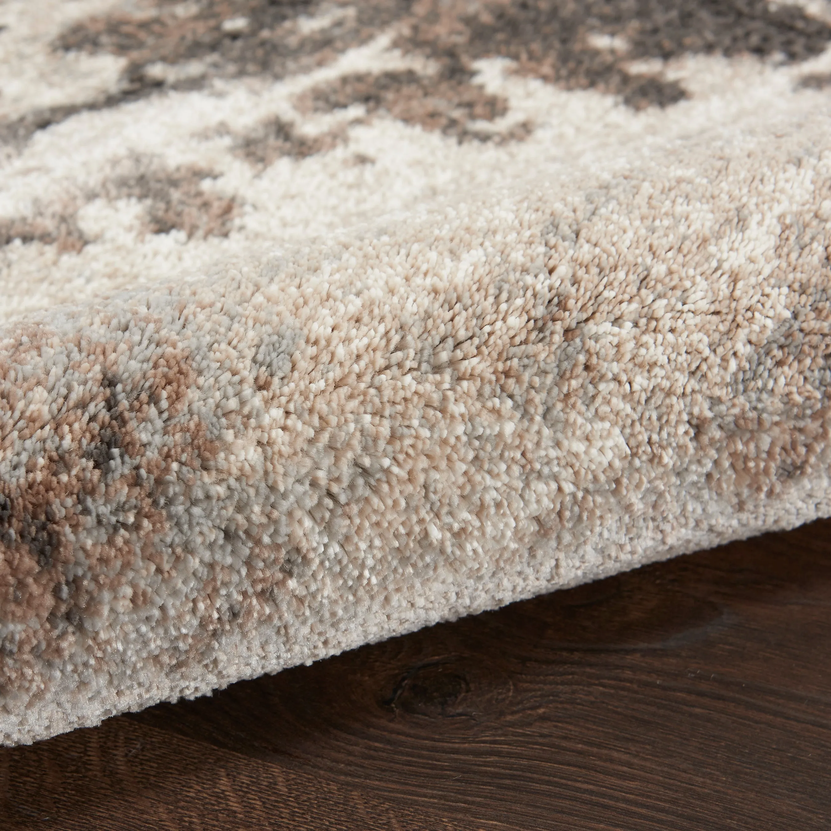 American Manor Ivory/Mocha Rug