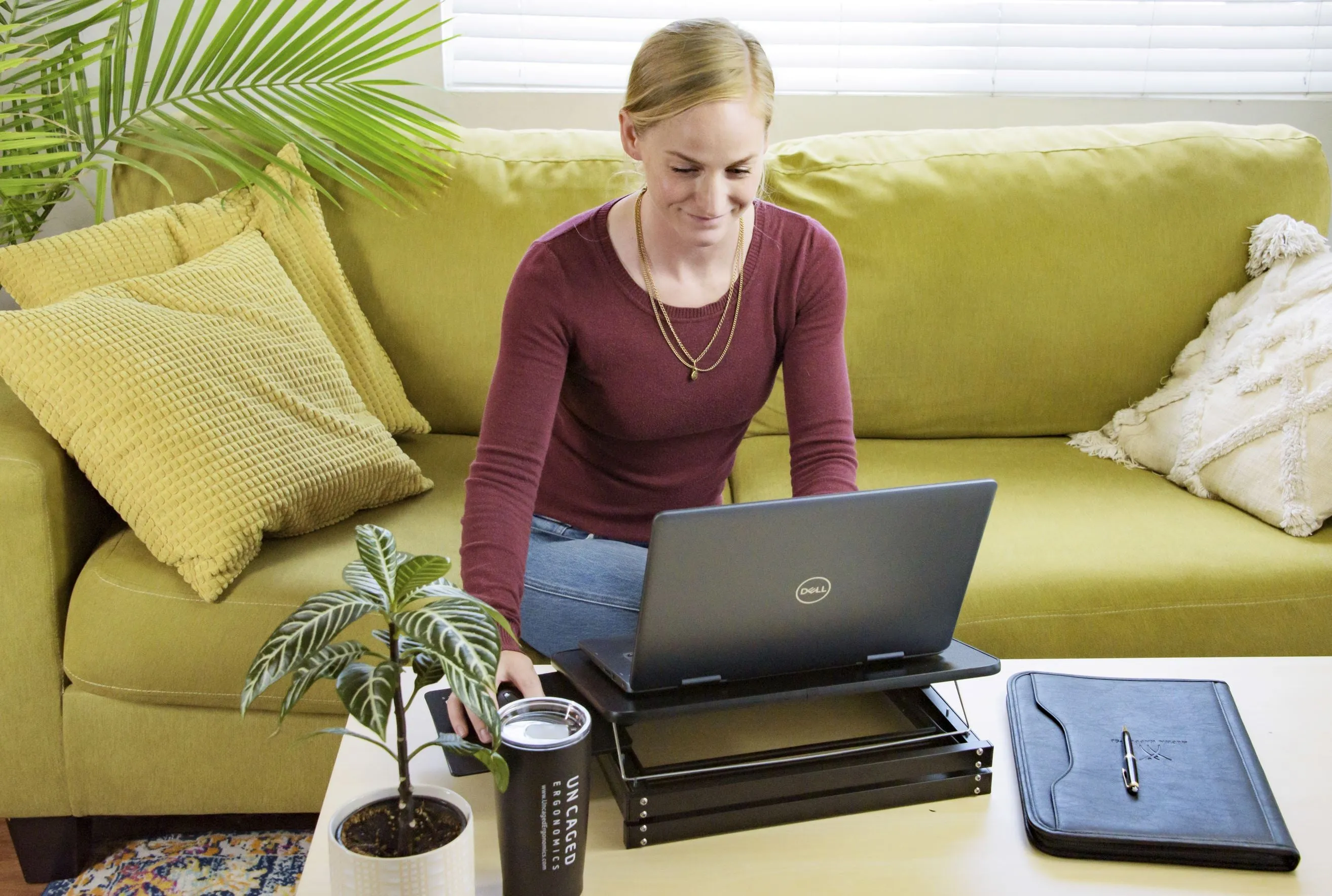 CD4 Ergonomic Laptop Stand and Standing Desk