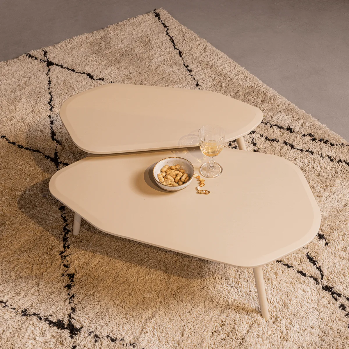 Davina Dust Side Table (2/Set)