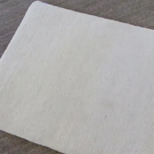 Hand-tufted Organic Cotton in natural
