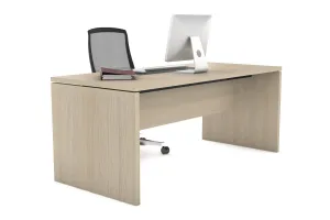 Report Executive Straight Desk