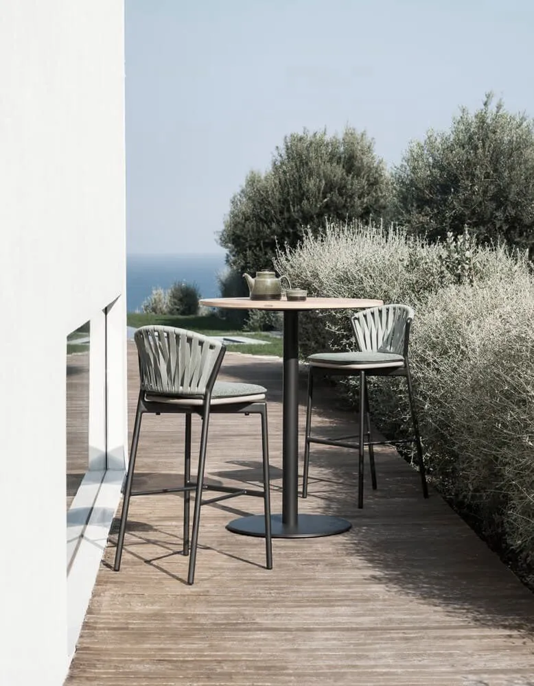 Stem Round Outdoor Side Table